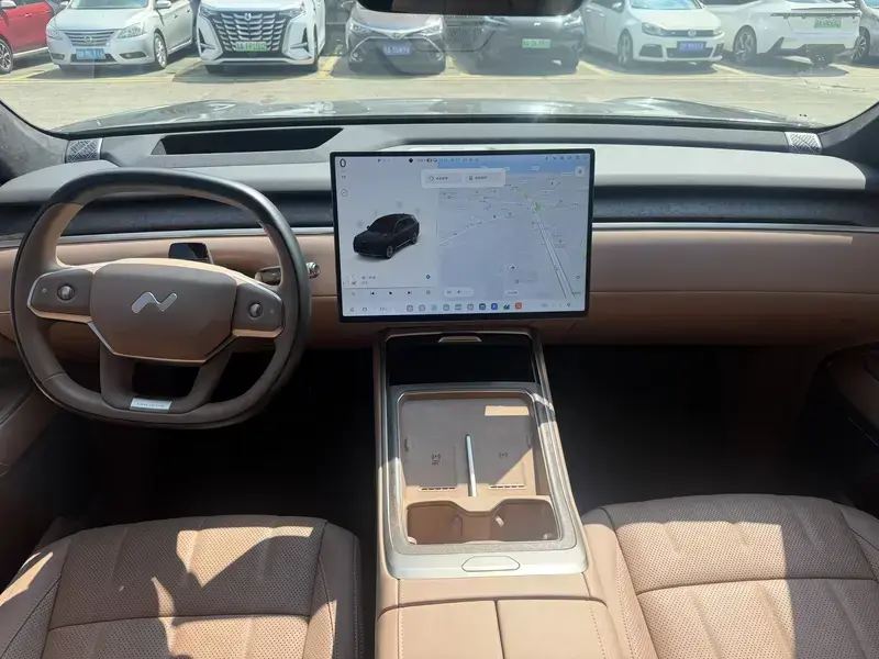 2025 Nio Onvo L90 с пробегом 28 000 км