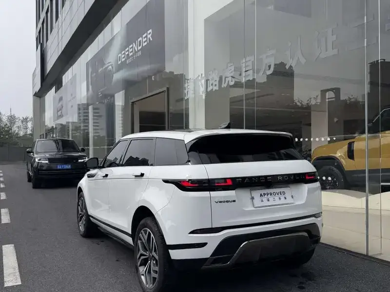 2024 Land Rover Range Rover Evoque с пробегом 11 000 км