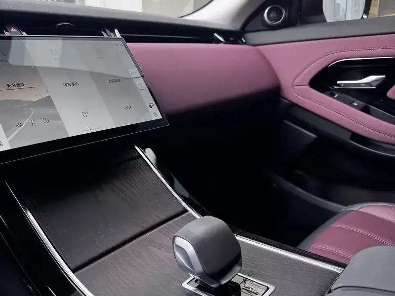 2024 Land Rover Range Rover Evoque с пробегом 11 000 км