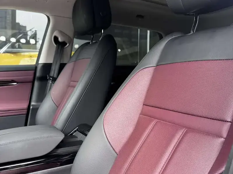 2024 Land Rover Range Rover Evoque с пробегом 11 000 км