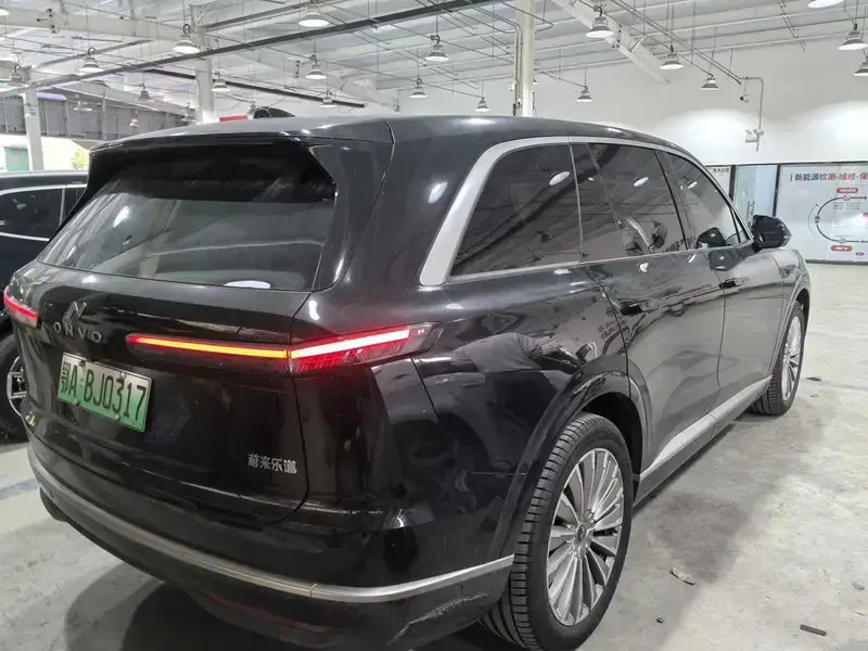 2025 Nio Onvo L90 с пробегом 17 000 км