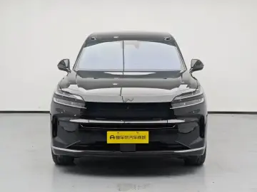 2025 Nio Onvo L90 с пробегом 9 700 км
