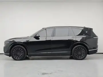 2025 Nio Onvo L90 с пробегом 9 700 км