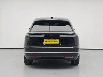 2025 Nio Onvo L90 с пробегом 9 700 км