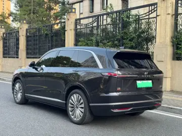 2025 Nio Onvo L90 с пробегом 5 100 км