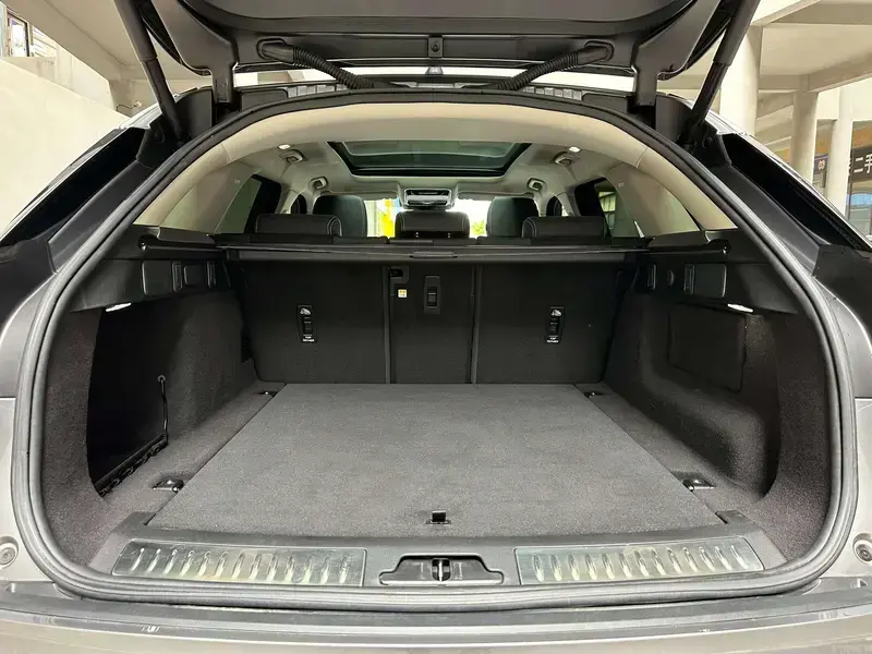 2022 Land Rover Range Rover Velar с пробегом 47 000 км