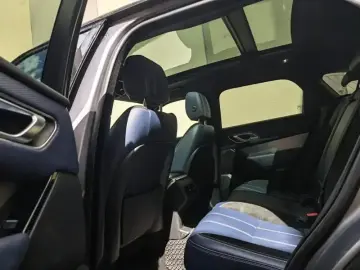 2021 Land Rover Range Rover Velar с пробегом 70 000 км