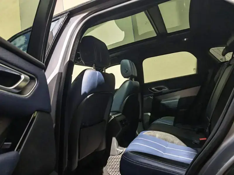 2021 Land Rover Range Rover Velar с пробегом 70 000 км