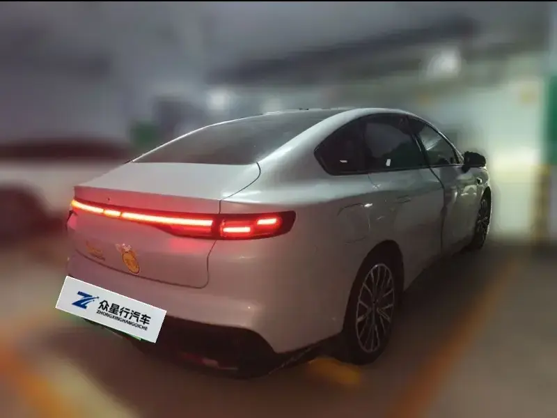 2025 Leapmotor B01 с пробегом 3 500 км