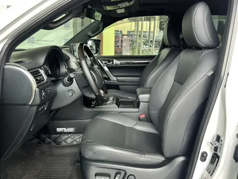 2021 Lexus GX с пробегом 26 000 км