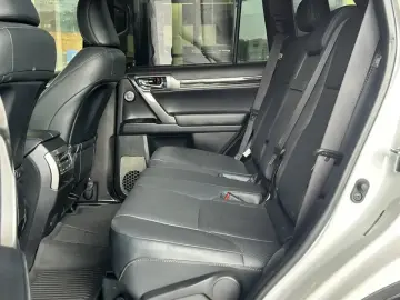 2021 Lexus GX с пробегом 26 000 км