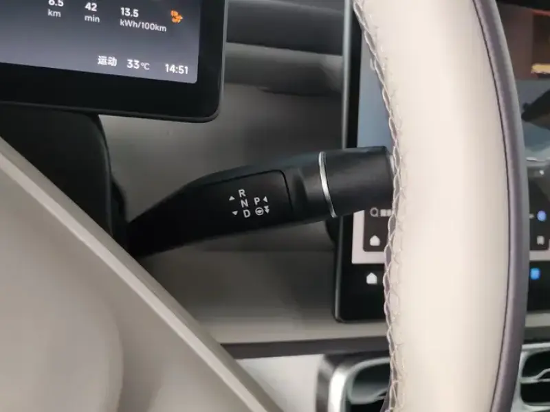 2025 Leapmotor B01 с пробегом 16 000 км