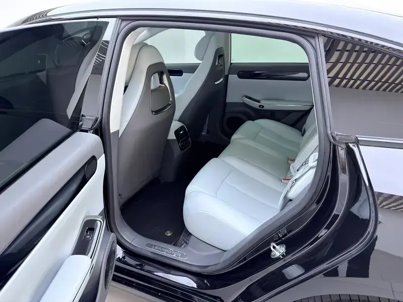 2024 Leapmotor C01 с пробегом 23 500 км