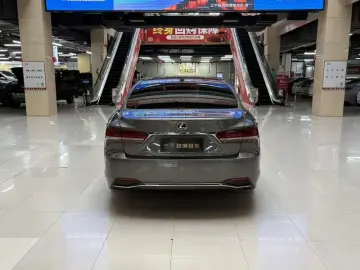 2020 Lexus LS с пробегом 86 000 км