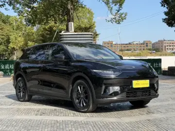 2024 Leapmotor C11 с пробегом 29 900 км