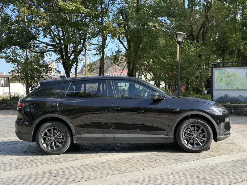 2024 Leapmotor C11 с пробегом 29 900 км