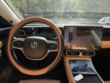 2024 Leapmotor C11 с пробегом 29 900 км