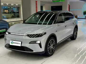 Leapmotor C11