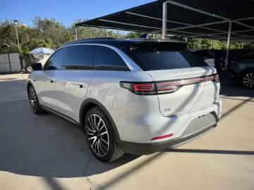 2022 Leapmotor C11 с пробегом 96 000 км
