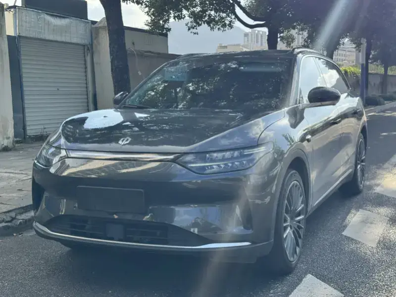 2023 Leapmotor C11 с пробегом 49 000 км
