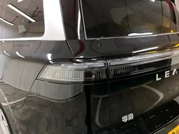 2026 Leapmotor D19 с пробегом 100 км