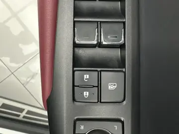 2020 Lexus NX с пробегом 40 000 км