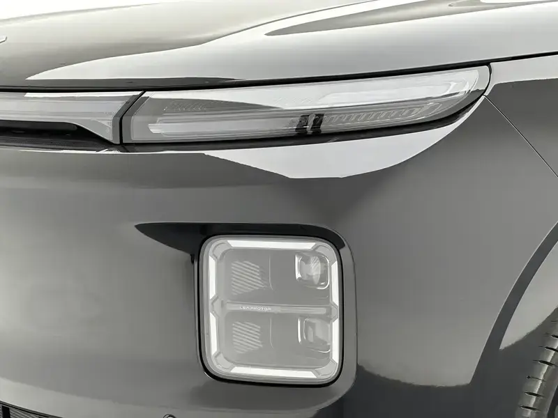 2026 Leapmotor D19 с пробегом 200 км