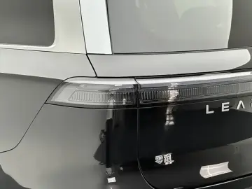 2026 Leapmotor D19 с пробегом 200 км