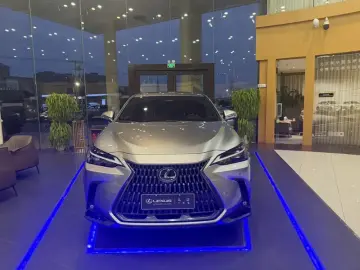 2023 Lexus NX с пробегом 41 000 км