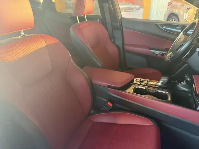2023 Lexus NX с пробегом 41 000 км