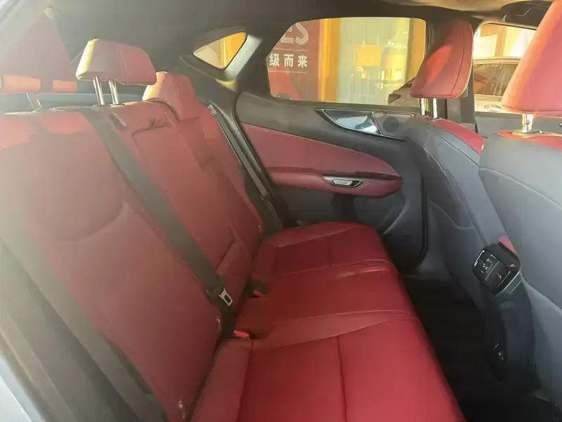 2023 Lexus NX с пробегом 41 000 км