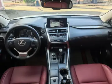 2020 Lexus NX с пробегом 65 800 км