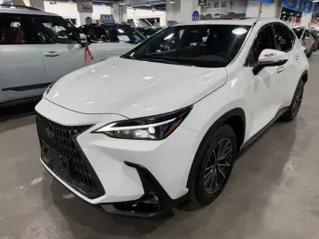 2026 Lexus NX с пробегом 20 000 км