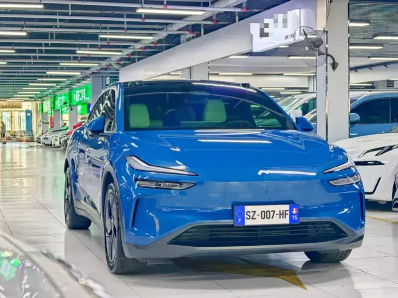 2024 Nio Onvo L60 с пробегом 15 000 км