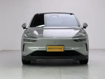 2025 Nio Onvo L60 с пробегом 11 700 км