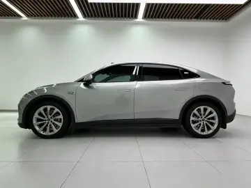 2025 Nio Onvo L60 с пробегом 11 700 км
