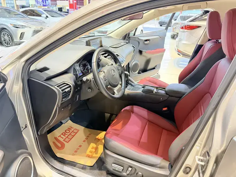 2020 Lexus NX с пробегом 55 200 км