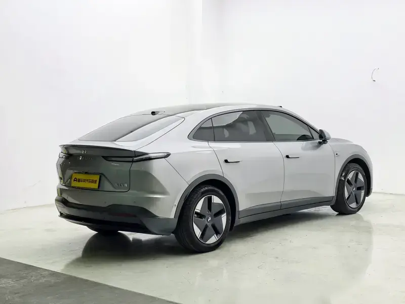 2024 Nio Onvo L60 с пробегом 43 100 км