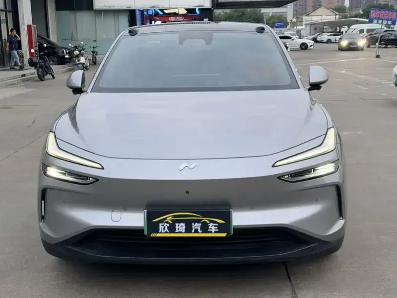 2025 Nio Onvo L60 с пробегом 27 000 км
