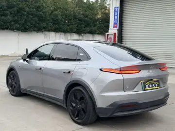 2025 Nio Onvo L60 с пробегом 27 000 км