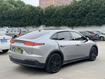 2025 Nio Onvo L60 с пробегом 27 000 км