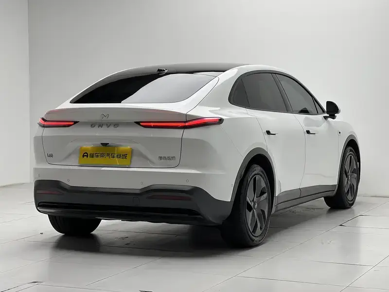 2024 Nio Onvo L60 с пробегом 20 500 км