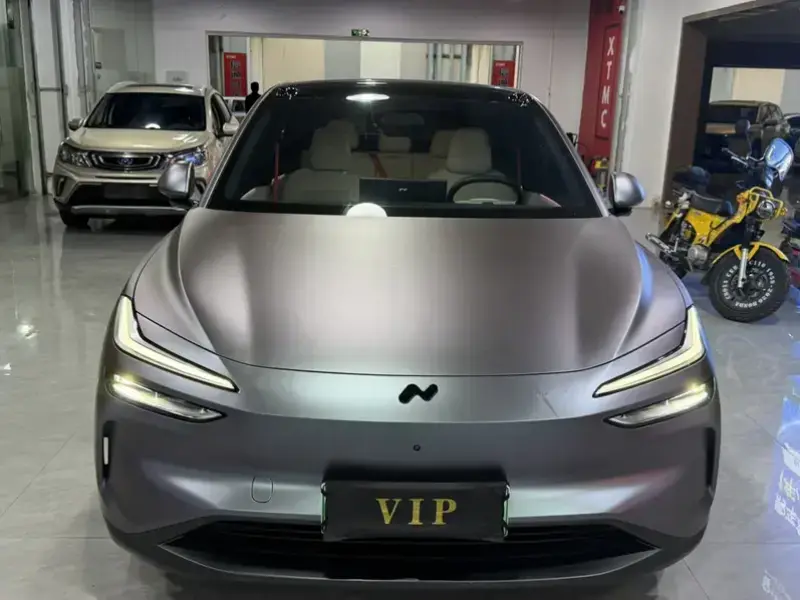2025 Nio Onvo L60 с пробегом 18 000 км