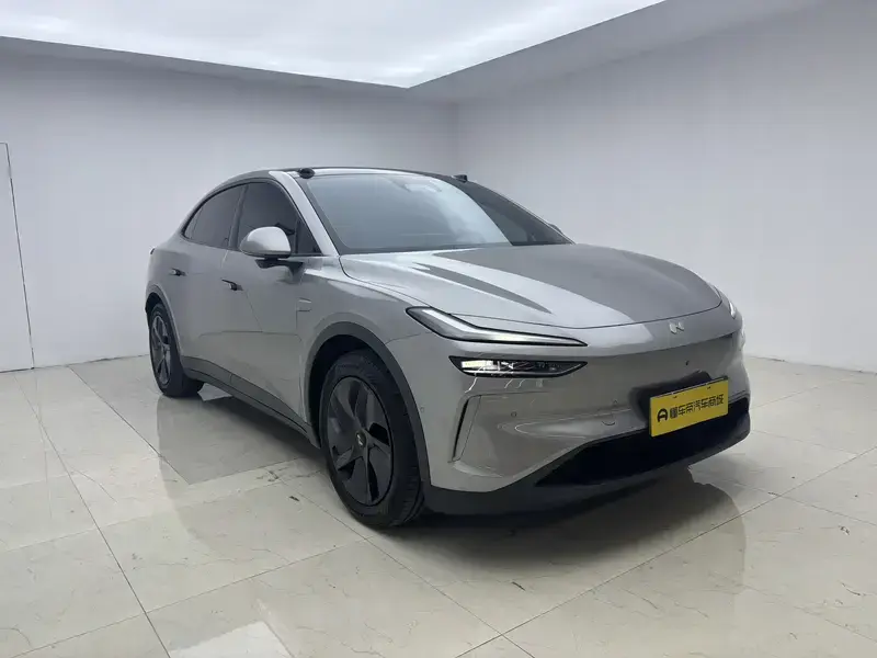 2024 Nio Onvo L60 с пробегом 14 800 км