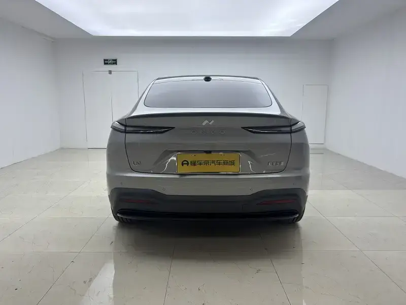2024 Nio Onvo L60 с пробегом 14 800 км