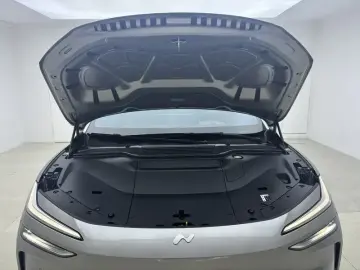 2024 Nio Onvo L60 с пробегом 14 800 км