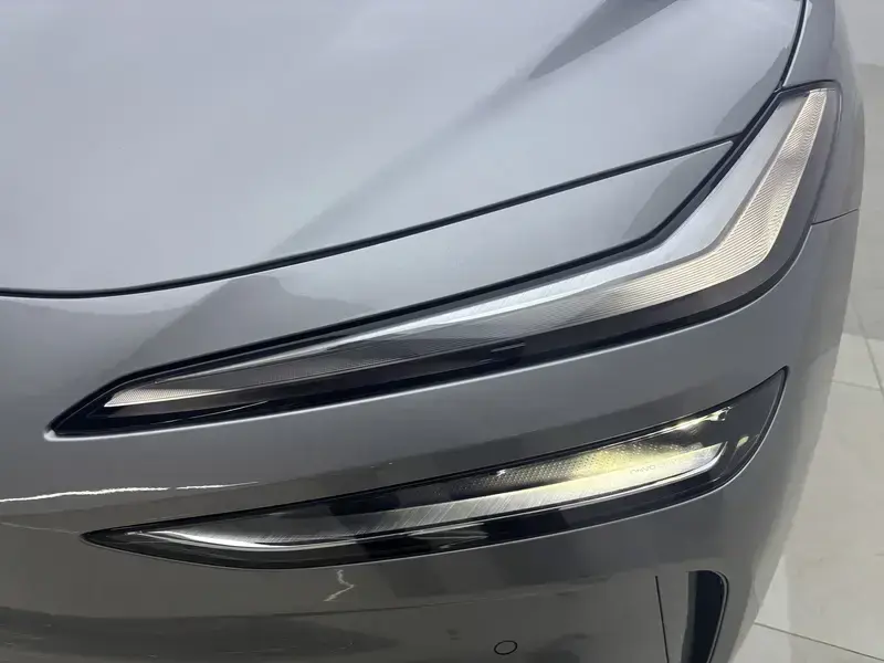 2024 Nio Onvo L60 с пробегом 14 800 км