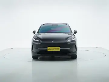 2024 Nio Onvo L60 с пробегом 22 400 км