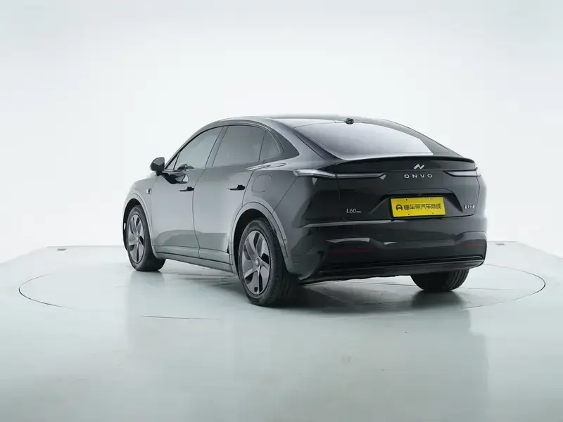 2024 Nio Onvo L60 с пробегом 22 400 км