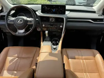 2020 Lexus RX с пробегом 206 000 км